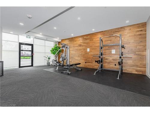 709-1878 Gordon Street, Guelph, ON - Indoor Photo Showing Gym Room