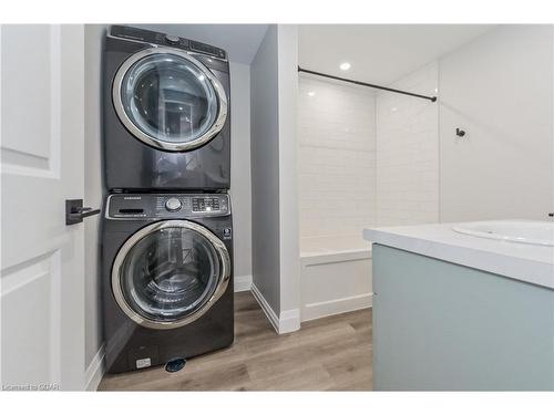 330 William Street, Mount Forest, ON - Indoor Photo Showing Laundry Room