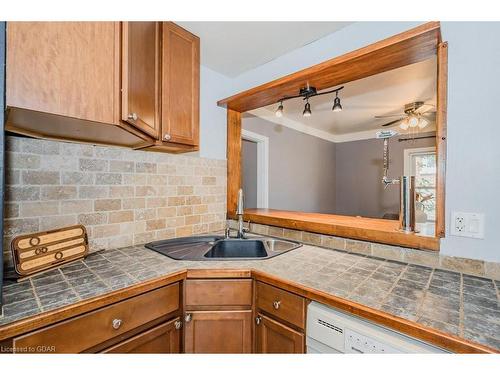 67 Hayes Avenue, Guelph, ON - Indoor Photo Showing Kitchen