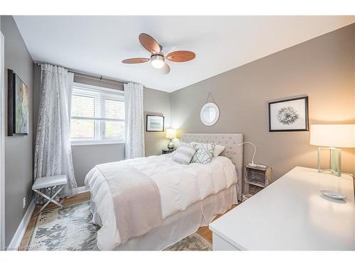 1825 Victoria Road S, Guelph, ON - Indoor Photo Showing Other Room