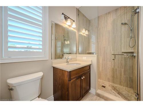 8 Paddison Court, Guelph, ON - Indoor Photo Showing Bathroom