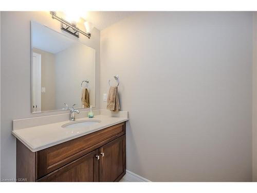 8 Paddison Court, Guelph, ON - Indoor Photo Showing Bathroom