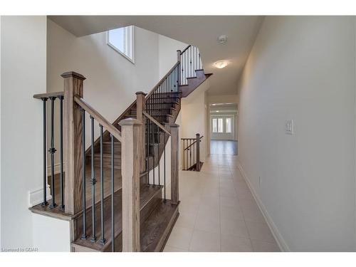 154 Attwater Drive, Cambridge, ON - Indoor Photo Showing Other Room