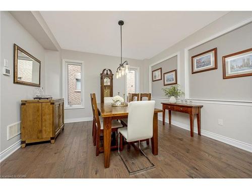 147 Upper Canada Court, Georgetown, ON - Indoor Photo Showing Dining Room