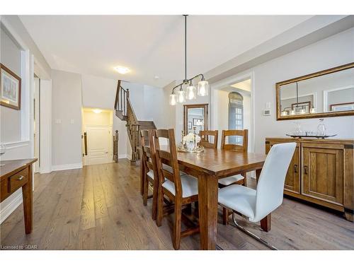 147 Upper Canada Court, Georgetown, ON - Indoor Photo Showing Dining Room