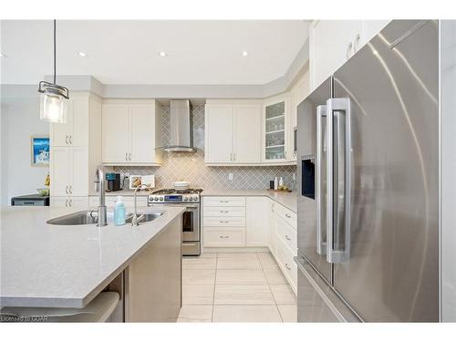 147 Upper Canada Court, Georgetown, ON - Indoor Photo Showing Kitchen With Double Sink With Upgraded Kitchen