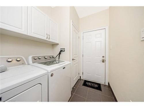 147 Upper Canada Court, Georgetown, ON - Indoor Photo Showing Laundry Room