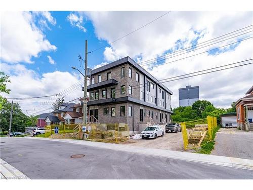 5-17 Peter Street, Kitchener, ON - Outdoor