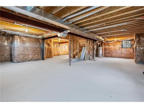 15 Venture Way, Thorold, ON - Indoor Photo Showing Basement