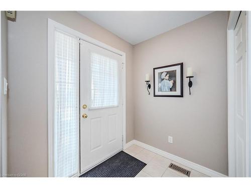 949 Gzowski Street, Fergus, ON - Indoor Photo Showing Other Room