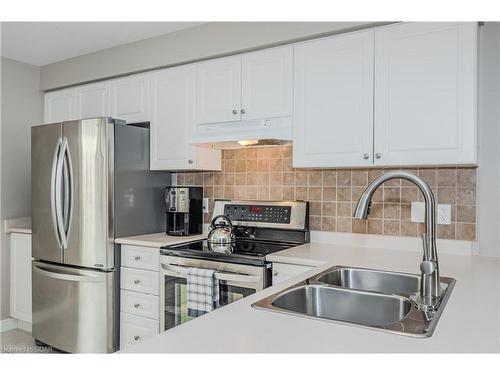 949 Gzowski Street, Fergus, ON - Indoor Photo Showing Kitchen With Double Sink