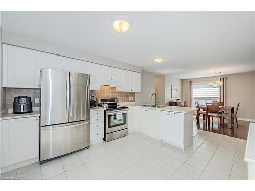 949 Gzowski Street, Fergus, ON - Indoor Photo Showing Kitchen