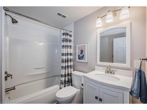 949 Gzowski Street, Fergus, ON - Indoor Photo Showing Bathroom