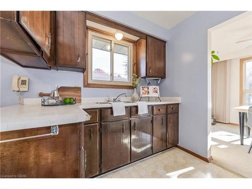 194 Colborne St, Elora, ON - Indoor Photo Showing Kitchen