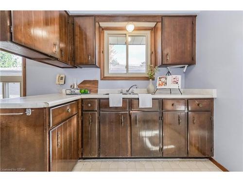 194 Colborne St, Elora, ON - Indoor Photo Showing Kitchen