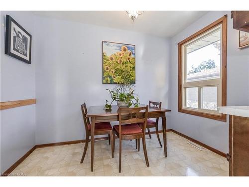 194 Colborne St, Elora, ON - Indoor Photo Showing Dining Room