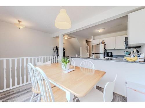 7-601 Columbia Forest Boulevard, Waterloo, ON - Indoor Photo Showing Dining Room