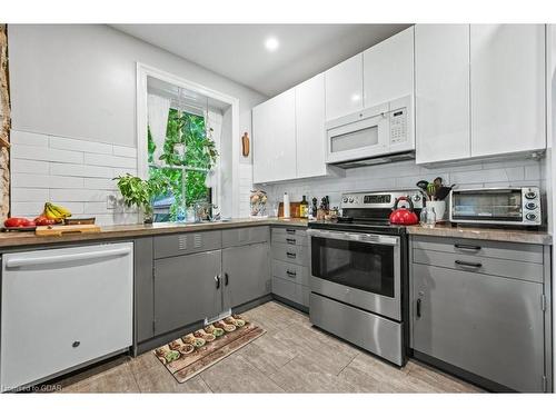 79-81 Oxford Street, Guelph, ON - Indoor Photo Showing Kitchen