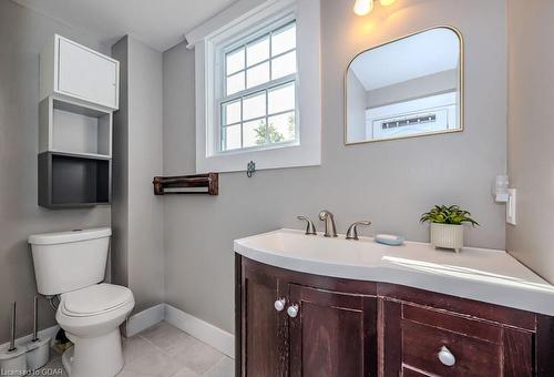 54 Eramosa Road, Guelph, ON - Indoor Photo Showing Bathroom