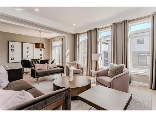 27 Spachman Street, Kitchener, ON - Indoor Photo Showing Living Room