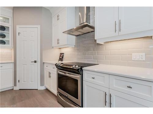 27 Spachman Street, Kitchener, ON - Indoor Photo Showing Kitchen With Upgraded Kitchen