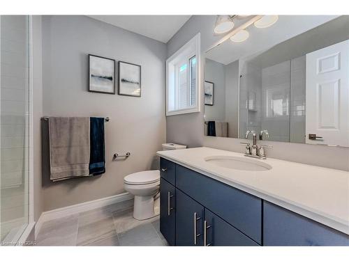 27 Spachman Street, Kitchener, ON - Indoor Photo Showing Bathroom