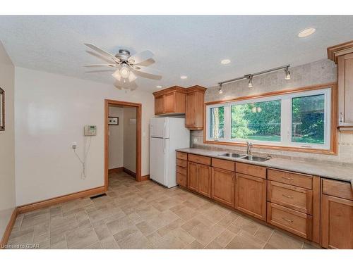 588 Watson Road S, Puslinch, ON - Indoor Photo Showing Kitchen With Double Sink