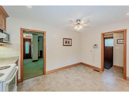 588 Watson Road S, Puslinch, ON - Indoor Photo Showing Kitchen