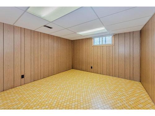 588 Watson Road S, Puslinch, ON - Indoor Photo Showing Basement