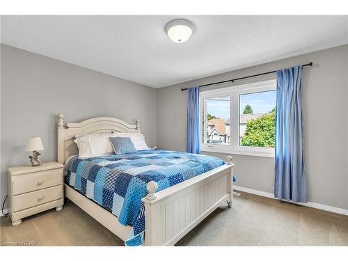 64 Gaw Crescent, Guelph, ON - Indoor Photo Showing Bedroom