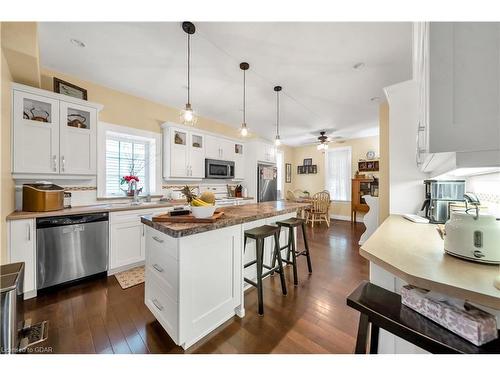 5 Mcgill Street, Ripley, ON - Indoor Photo Showing Kitchen With Upgraded Kitchen