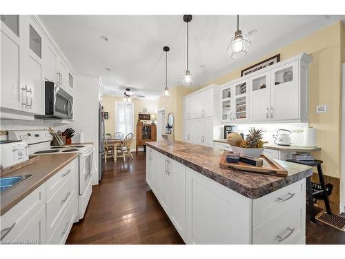 5 Mcgill Street, Ripley, ON - Indoor Photo Showing Kitchen