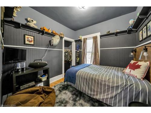 5 Mcgill Street, Ripley, ON - Indoor Photo Showing Bedroom