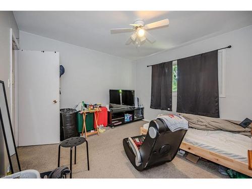 21 Hearn Avenue, Guelph, ON - Indoor Photo Showing Bedroom