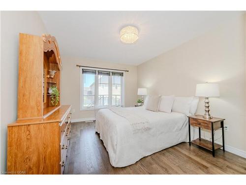 205 Eden Oak Trail, Kitchener, ON - Indoor Photo Showing Bedroom