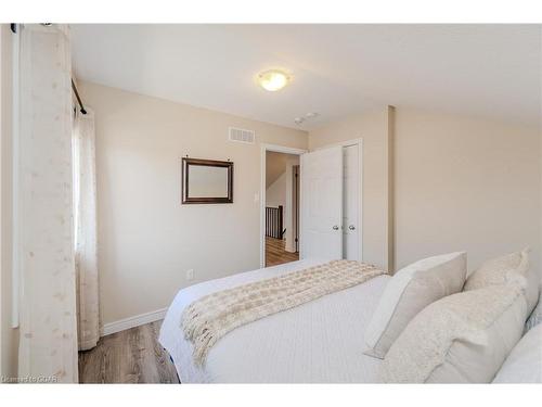 205 Eden Oak Trail, Kitchener, ON - Indoor Photo Showing Bedroom