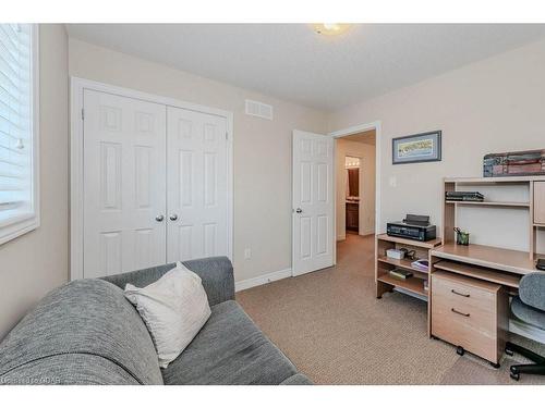 42 Oakes Crescent, Guelph, ON - Indoor Photo Showing Bedroom