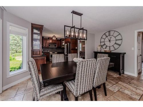 46 Cross Creek Boulevard, Guelph, ON - Indoor Photo Showing Dining Room