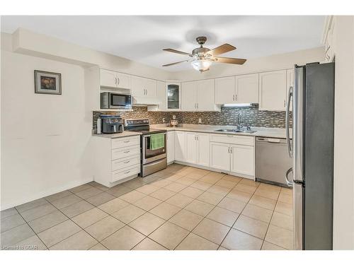 71 Hasler Crescent, Guelph, ON - Indoor Photo Showing Kitchen