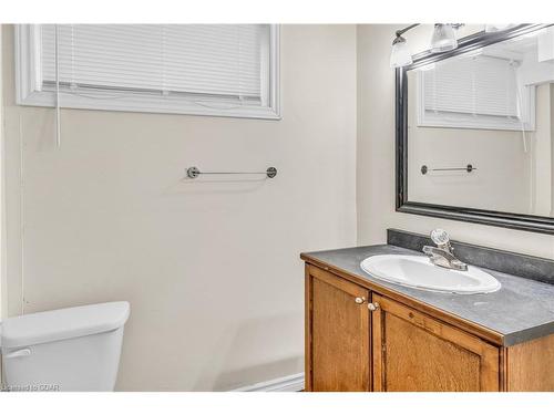 71 Hasler Crescent, Guelph, ON - Indoor Photo Showing Bathroom