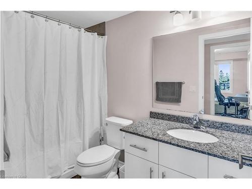 408-104 Summit Ridge Drive, Guelph, ON - Indoor Photo Showing Bathroom