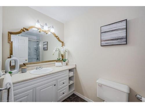 B2-105 Bagot St Street, Guelph, ON - Indoor Photo Showing Bathroom