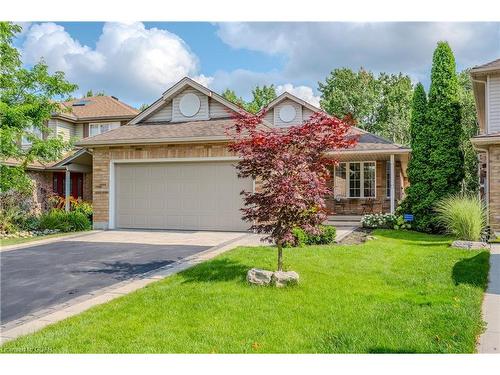 7 Whitetail Court, Guelph, ON - Outdoor With Facade