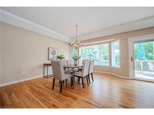 7 Whitetail Court, Guelph, ON - Indoor Photo Showing Dining Room