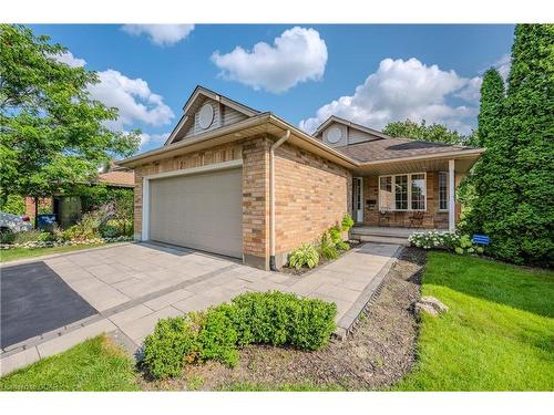 7 Whitetail Court, Guelph, ON - Outdoor