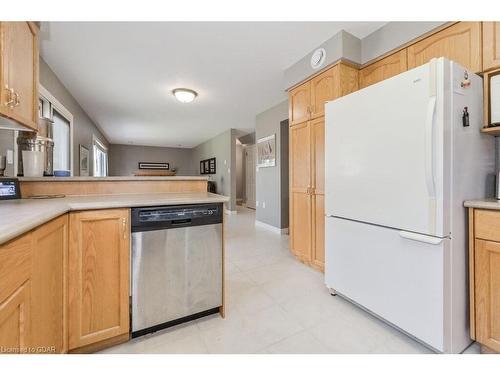 101 Thomas Boulevard, Elora, ON - Indoor Photo Showing Kitchen