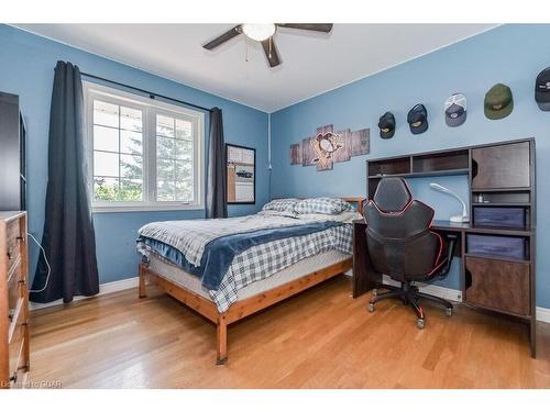 101 Thomas Boulevard, Elora, ON - Indoor Photo Showing Bedroom