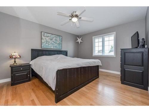 101 Thomas Boulevard, Elora, ON - Indoor Photo Showing Bedroom