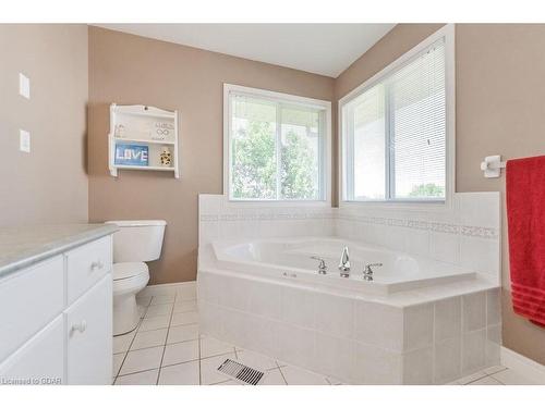 101 Thomas Boulevard, Elora, ON - Indoor Photo Showing Bathroom