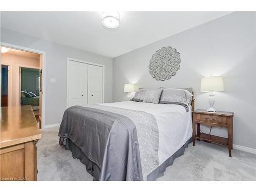 6555 Third Line, Fergus, ON - Indoor Photo Showing Bedroom